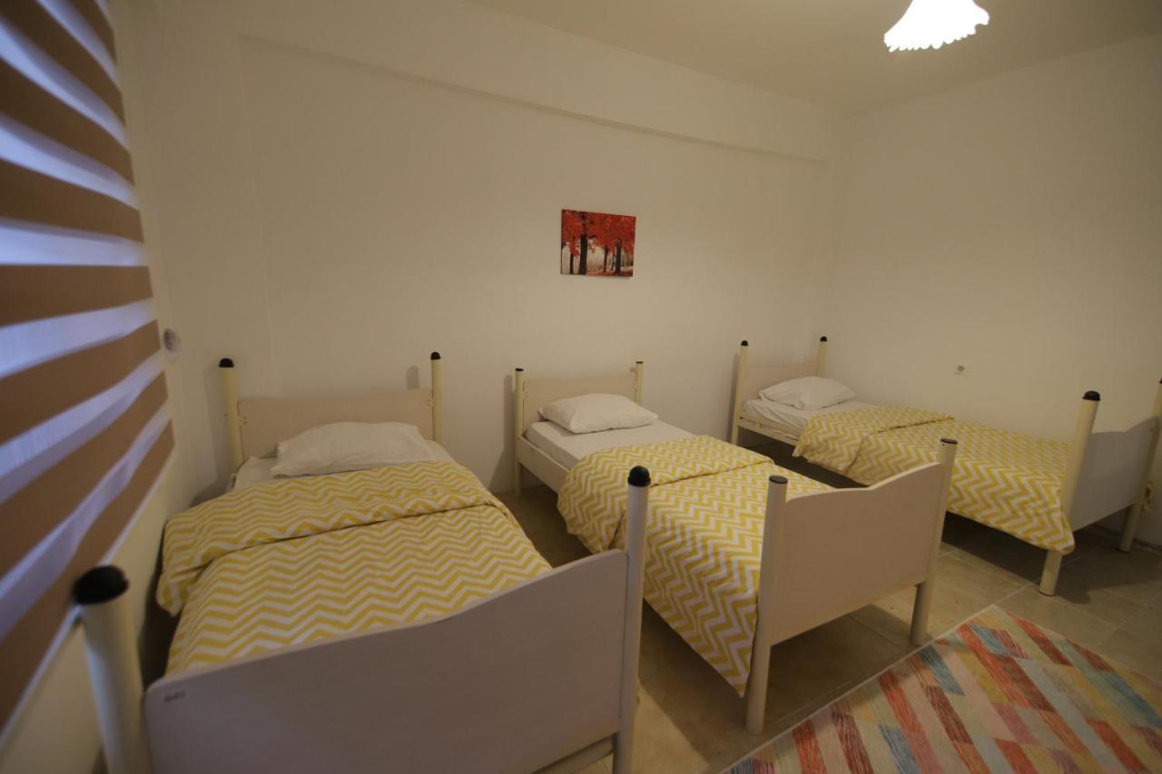 Ipek Pansiyon & Hostel Ριζούντα Εξωτερικό φωτογραφία